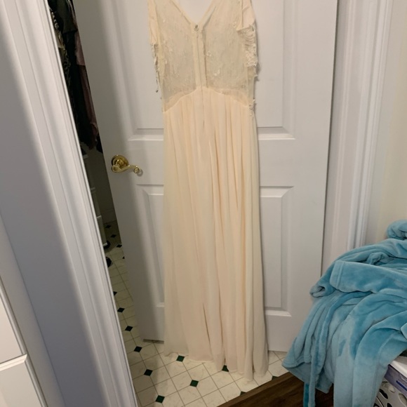 💠 Lace Gown 💠 NWOT❗️ beautiful on ❗️ - Picture 4 of 4